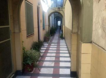 PH · 90m² · 4 Ambientes · PH - Avellaneda