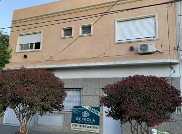 Casa · 260m² · 6 Ambientes · 3 Cocheras · Venta en Block Casa 4 Unidades Ideal Multifamiliar / Renta Vicente Lopez Villa Martelli