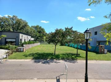 Terreno · 648m² · Terreno en Venta en Barrio Santa Guadalupe - Pilar del Este