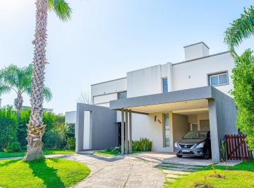Casa de 3 ambientes, Funes · Casa Al Frente en Barrio Privado Miraflores - Funes Hills
