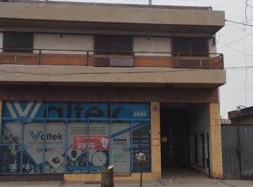 Edificio de 4 ambientes, Córdoba · Local Comercial Mas 3 Departamentos