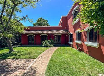 Casa · 285m² · 6 Ambientes · 2 Cocheras · Casa en Venta Barrio Lomas de Benavidez - Tigre