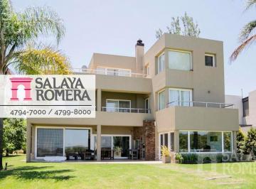 Casa · 370m² · 7 Ambientes · Casa Isla Santa Monica 5 Dorm. 3 Pisos Playa de Arena Propia