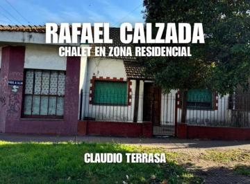 Casa · 120m² · 3 Ambientes · 1 Cochera · Chalet con Local en Venta en R. Calzada