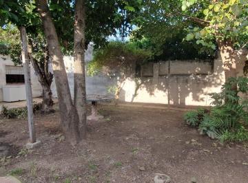 Casa · 154m² · 5 Ambientes · 1 Cochera · Venta Casa Barrio Parque Capital 3 Dorm. Amplio Patio C/ Escritura Cba