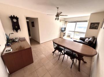 Departamento · 64m² · 3 Ambientes · Av Rivadavia 4990 - Caballito - Depto 3 Ambientes Al Frente (1er Piso) - Apto Profesional