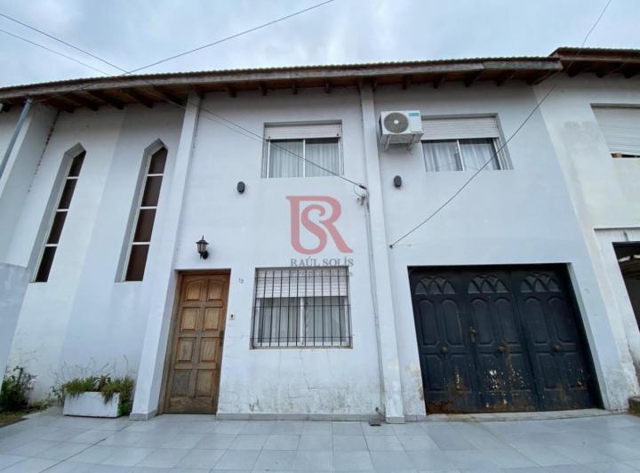 Casa · 79m² · 5 Ambientes · 1 Cochera