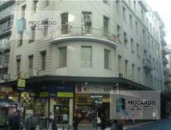Oficina comercial · 270m² · 1 Cochera · Excelente Oficina con Renta en Plaza San Martín