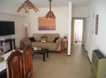 Departamento · 90m² · 4 Ambientes · Retasado: Depto 4 Ambientes 90 m² en Barrio San Carlos