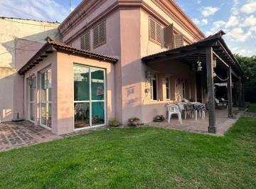 Casa de 4 ambientes, Merlo · Venta Casa 4 Amb y Pileta Merlo Centro