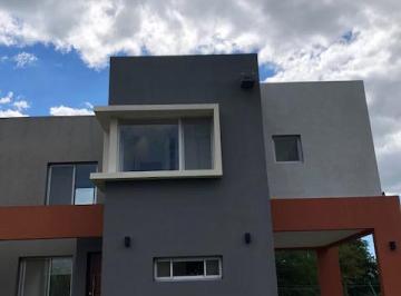 Departamento · 103m² · 4 Ambientes · 1 Cochera · Casa - La Cañada de Pilar