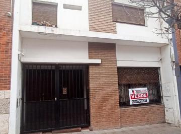 Casa de 12 ambientes, Córdoba · Guemes - Laprida Al 250