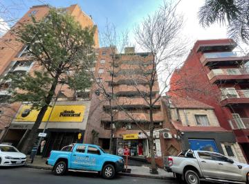 Departamento · 65m² · 3 Ambientes · Departamento en Venta! a 2 Cuadras de Plaza España!