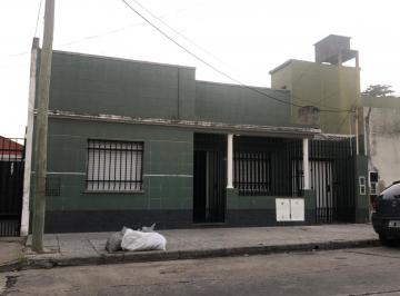 PH de 3 ambientes, La Matanza · PH de 3 Ambientes Al Frente con Terraza Propia