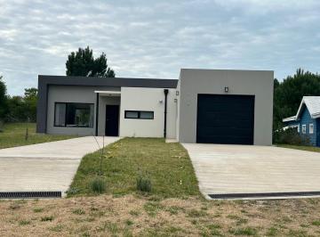 Casa · 185m² · 5 Ambientes · Casa en Venta Senderos 3 Lote 371