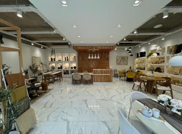 Local comercial , Ituzaingó · Venta Gran Local Comercial Thays Parque Leloir