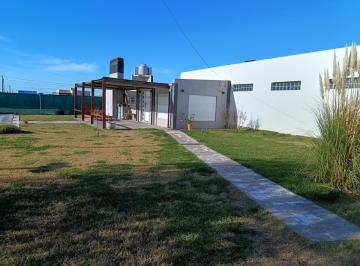 Quinta vacacional de 1 ambiente, Bahía Blanca · Se Vende Hermoso Quincho con Pileta!