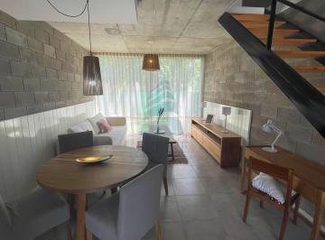Departamento · 74m² · 3 Ambientes · 1 Cochera · Venta Casa Duplex Tres Ambientes Barrio Cerrado Pilar La Lonja | con Jardin