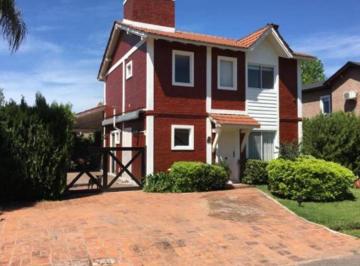 Casa de 3 ambientes, Pilar · La Masia - Pilar - Casa en Venta de 2 Plantas – Amplios Espacios y Entorno Exclusivo