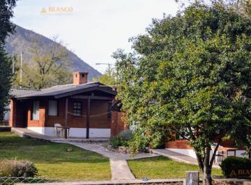 Casa · 300m² · 13 Ambientes · Complejo de Cabañas en Venta | Villa La Gloria | Calamuchita
