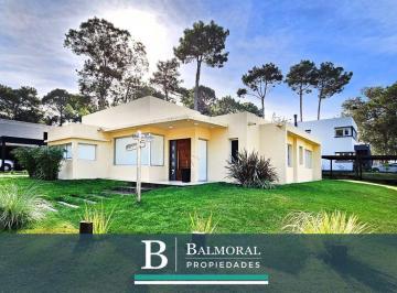 BML-BML-1122_2 · Casa en Venta - Pinamar, Zona Alamos II. Pileta