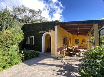 Casa · 180m² · 5 Ambientes · 1 Cochera · Casa en Glew