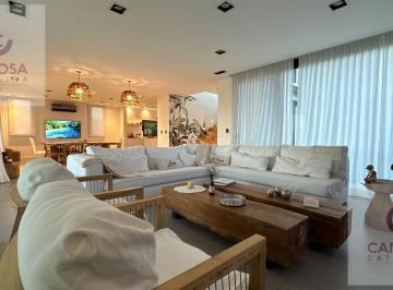 Casa · 415m² · 6 Ambientes · 2 Cocheras · Terralagos Canning