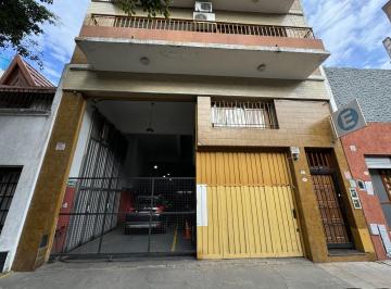 Bodega-Galpón · 205m² · Galpón en Venta 200 m² - Barracas