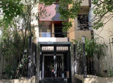Ingreso edificio · Dpto de 2 Dorm. en Barrio Cofico