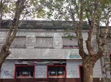 Local comercial · 55m² · 3 Ambientes · Local - La Plata