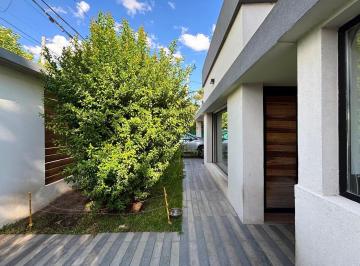 Casa · 125m² · 5 Ambientes · Casa - Joaquin Gorina