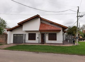 Casa · 97m² · 3 Ambientes · 2 Cocheras · Casa - La Plata