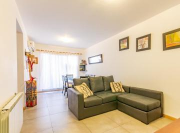 Departamento · 76m² · 4 Ambientes · 1 Cochera · Venta Departamento 3 Dorm., Cochera Pileta y Quincho - Lourdes