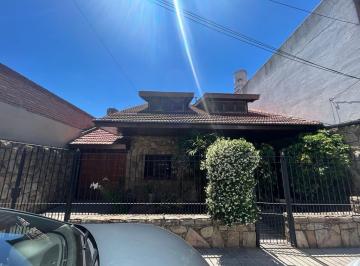 Casa de 5 ambientes, La Matanza · Casa - San Justo - Venta - Apto Credito