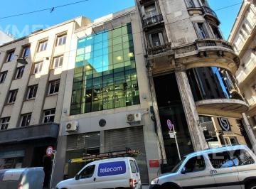 Oficina comercial · 177m² · Oficina Alquiler Planta Libre - Balcón - Amplio Destino