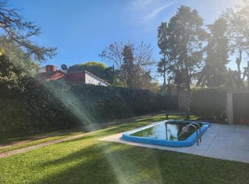 Casa · 85m² · 3 Ambientes · 2 Cocheras · Casa en Venta Pilar 4 Ambientes.