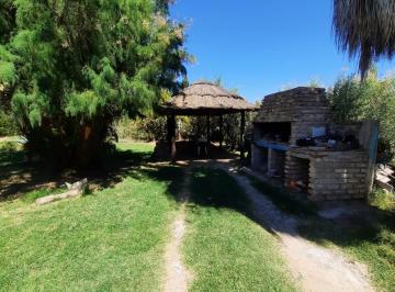 Casa de 5 ambientes, Guaymallén · Casa con Amplio Jardin en Corralitos
