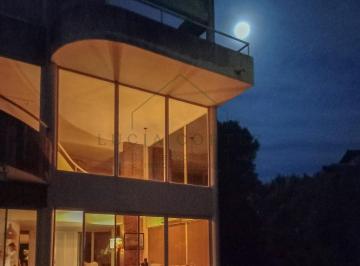Casa · 340m² · 6 Ambientes · Casa en Venta en Isla Santa Monica de 4 Dorm. Ubicación Privilegiada