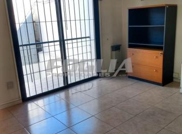 Departamento · 60m² · 2 Ambientes · 1 Cochera · Retasado! Amplio Dpto 2 Amb C/ Balcon (Fte Contrafte) y Cochera