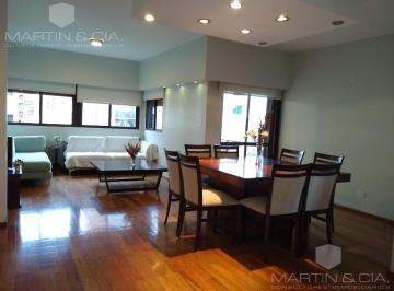 Departamento · 110m² · 4 Ambientes · 1 Cochera · Piso Alto con 2 Dorm. Living Comedor Muy Amplio y Cochera con Baulera