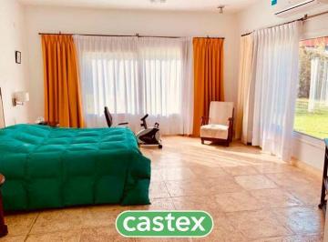 Casa de 7 ambientes, Pilar · Casa en Venta en Barrio Guido, Pilar