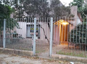 Casa de 3 ambientes, Lanús · Casa Sobre 2 Lotes Sobre Av