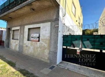 PH de 2 ambientes, Quilmes · Excelente Departamento de 2 Ambientes en Planta Baja Al Frente