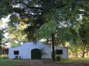 Campo de 6 ambientes, Pilar · Estancia "La Aurora" 2 Has, Zelaya