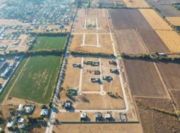 Terreno · 360m² · Terreno en Venta Distrito Sur, Financiacion