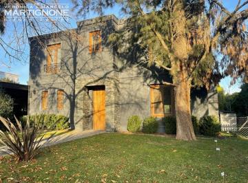Casa · 308m² · 5 Ambientes · 6 Cocheras · Casa en Venta San Francisco Club de Campo Manzanares Pilar