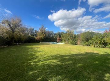 Casa · 820m² · 6 Ambientes · Casa en Venta en Barrio Club de Campo Pueyrredon, Pilar
