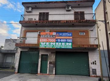Terreno · 808m² · 6 Ambientes · 3 Cocheras · Local, Galpón y 2 Dptos de 4 Amb y 1 Amb 808 m² – Todo en Block – Juan Florio 2842 – S. Justo (Ctro)