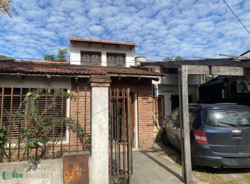 Casa · 90m² · 6 Ambientes · 1 Cochera · Casa en Venta Zona La Florida Rio. Maza 4047. Interna. Cochera. Patio Jardin. Excelente