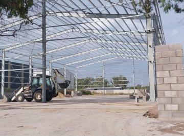Bodega-Galpón de 1 ambiente, Almirante Brown · Galpón Parque Ind. Burzaco, Oport. Reservar 3 Meses a Estrenar. 1700 m.
